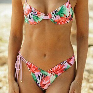 LILO BIKINI BOTTOM IN FLOR DE CEBRA (reversible)
